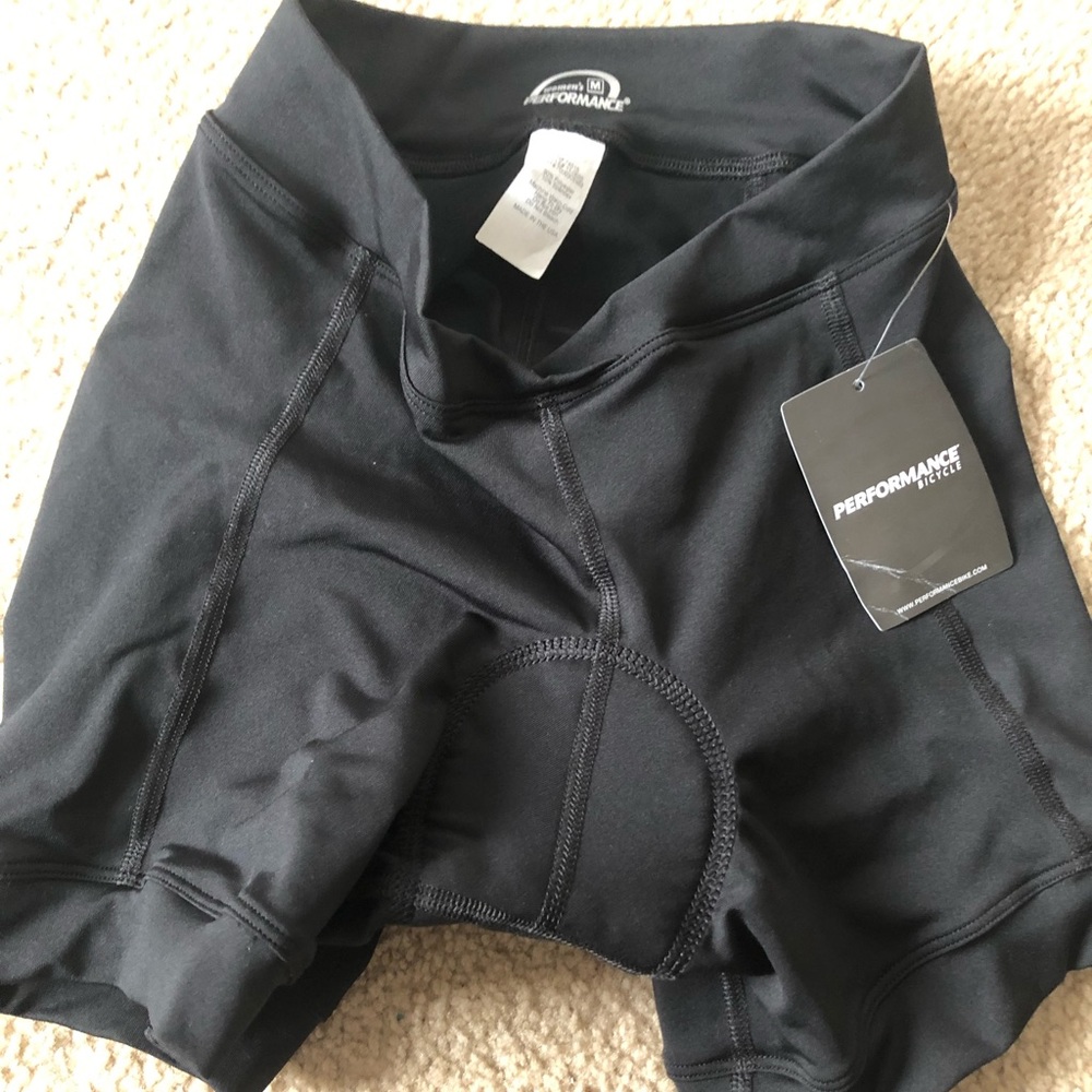NWT! Women’s padded cycling shorts.